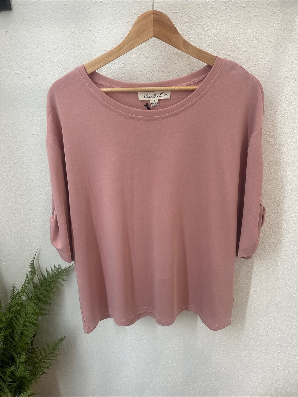 Vine & Love Rose Pink Roll-Sleeve Women's Top